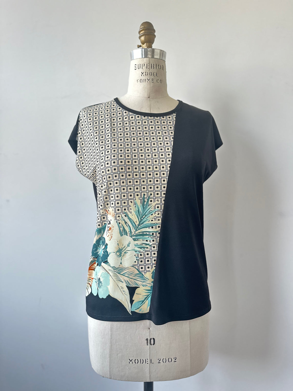 T-Shirt Malia ***PRÉ-COMMANDE***