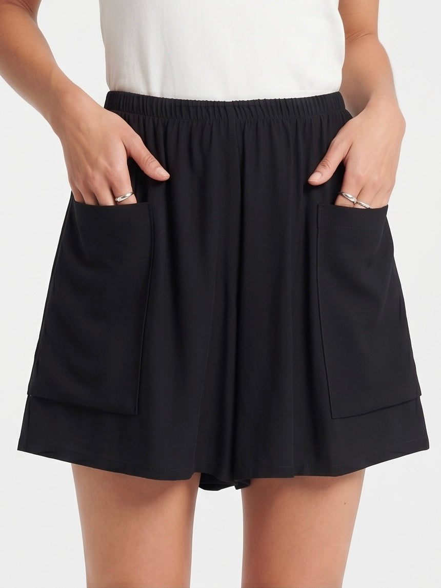 Seren Short / Black