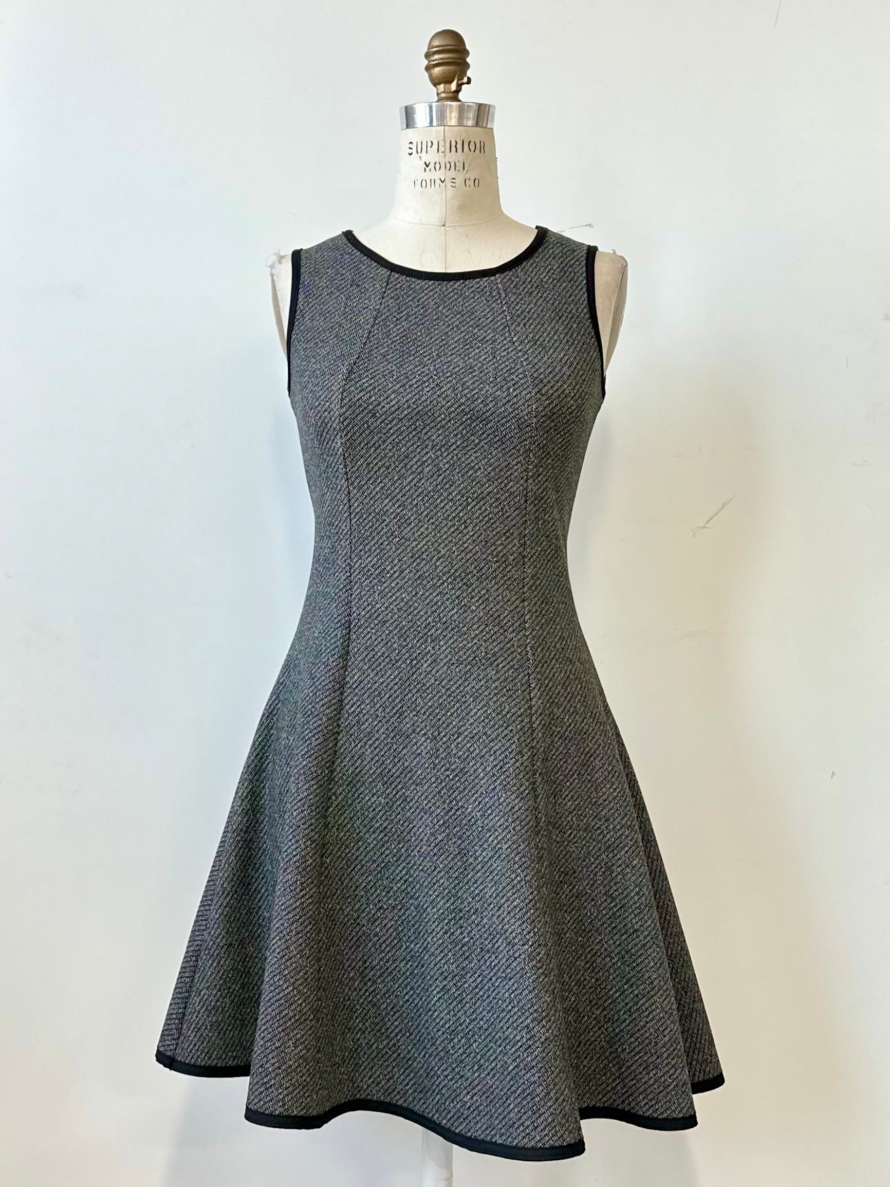 Robe Priestly ***PRÉ-COMMANDE***