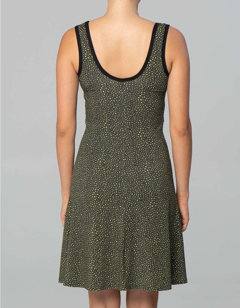 Kollontai Robe Beth fabriqué à Montréal