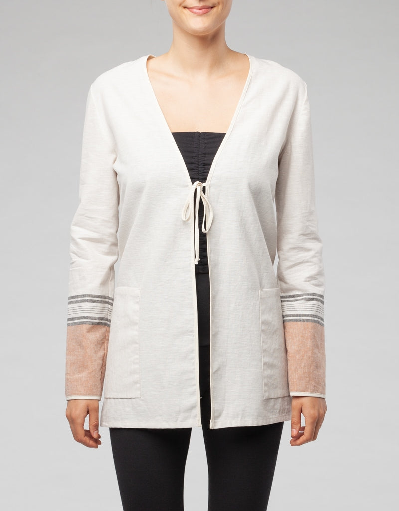 Kollontai Veste thea à Montréal