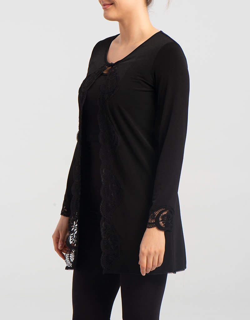 Kollontai Veste Valli fait à Montréal