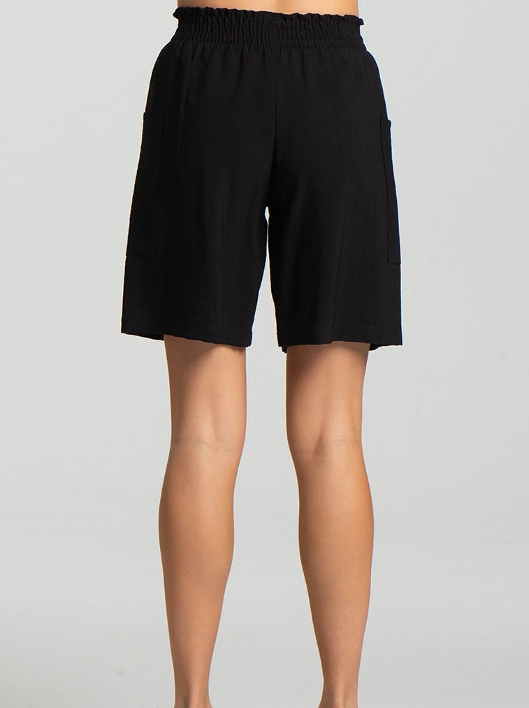 Kollontai Short Everett fait à Montréal