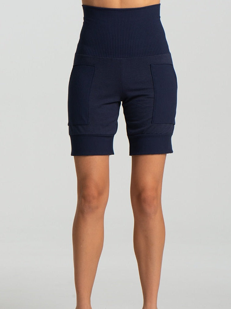 Kollontai Short Bridgers fait à Montréal