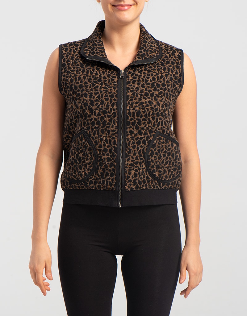 Kollontai Veste Derrick fait à Montréal