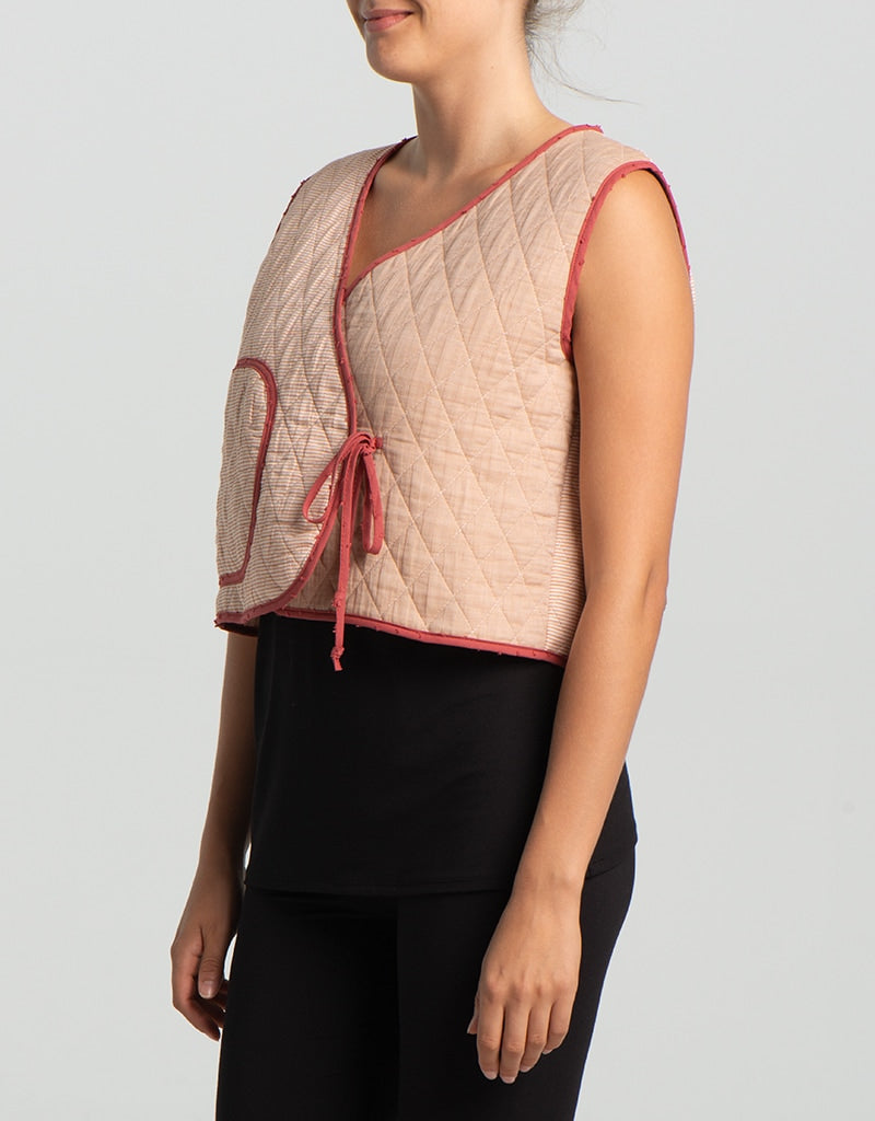 Kollontai Veste Jeannine fait à Montréal