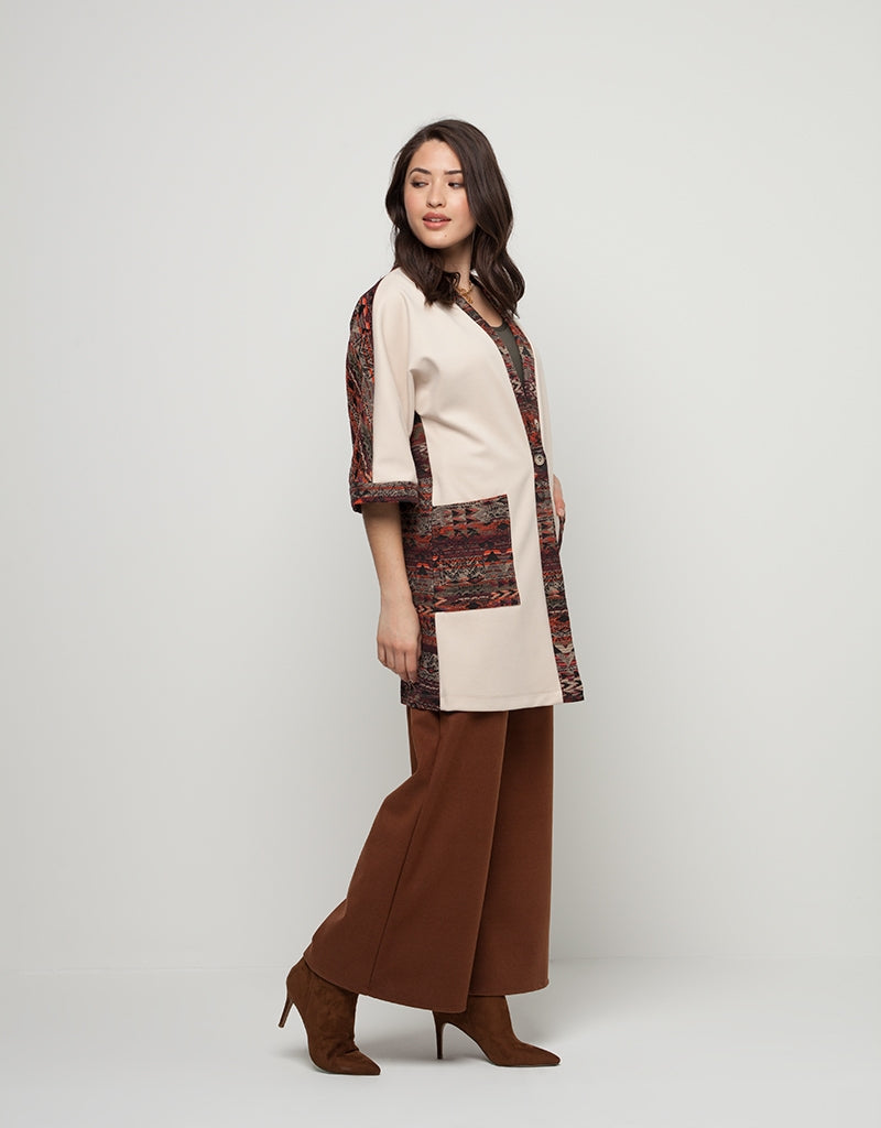 Kollontai Veste Samiros fait à Montréal