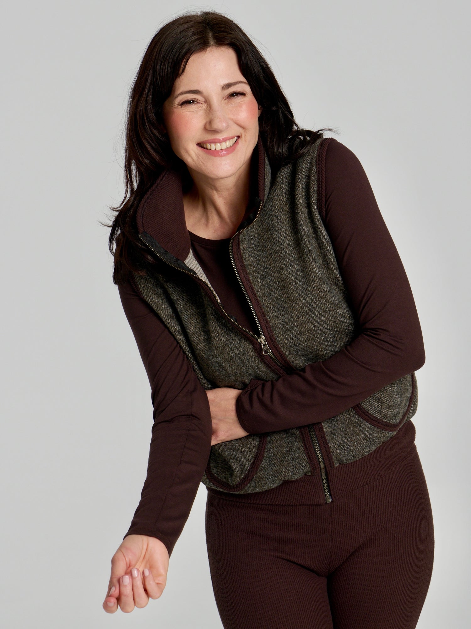 Leanne Vest ***PRE-ORDER***