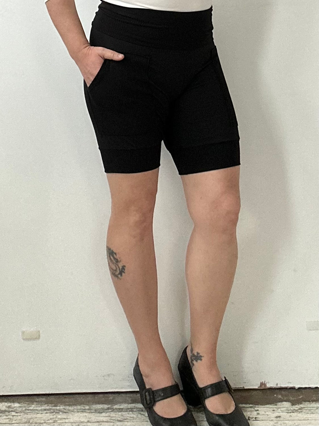 Short Bridgers / Noir