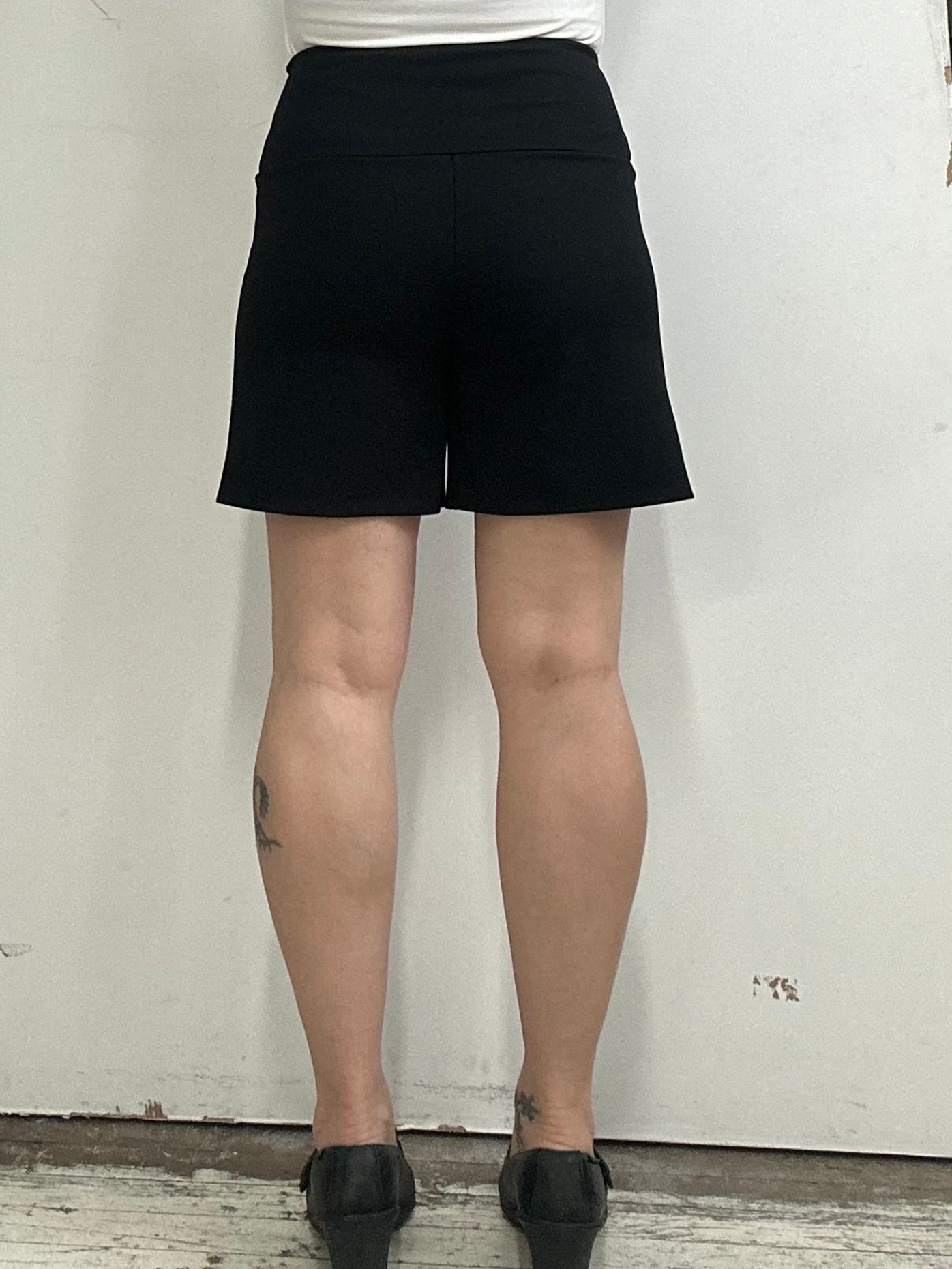 Short Milano