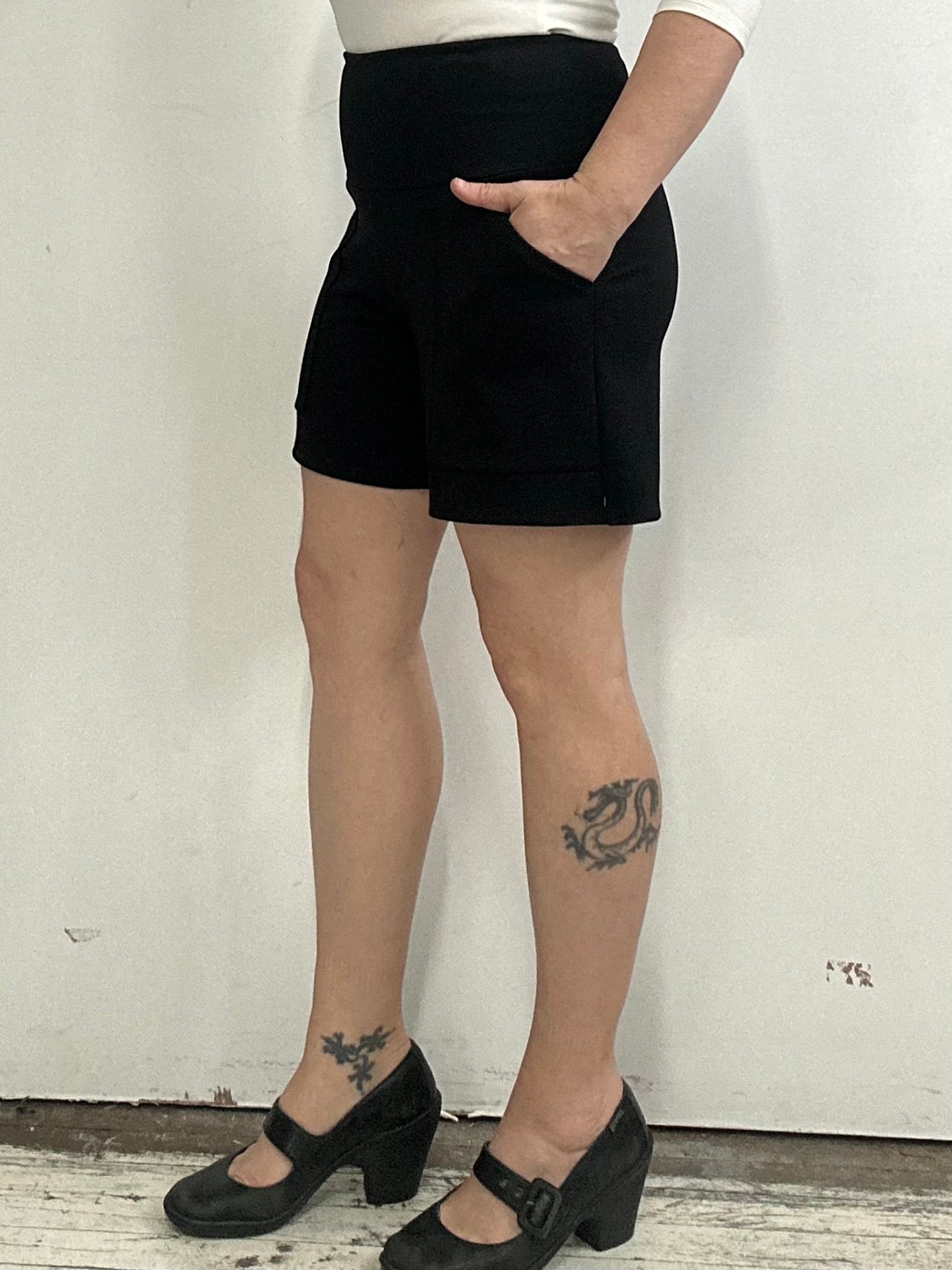 Short Milano